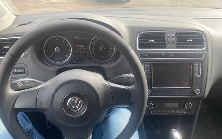 Volkswagen Polo VI (EU Market), 2012 год, 900 000 рублей, 8 фотография