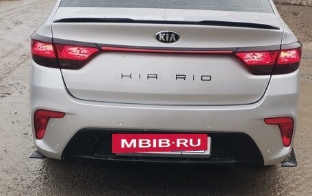 KIA Rio IV, 2018 год, 1 350 000 рублей, 3 фотография