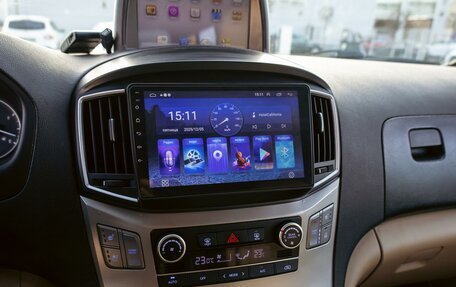 Hyundai Grand Starex Grand Starex I рестайлинг 2, 2018 год, 2 345 000 рублей, 15 фотография