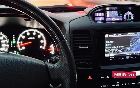 Toyota Land Cruiser Prado 120 рестайлинг, 2007 год, 2 600 000 рублей, 5 фотография