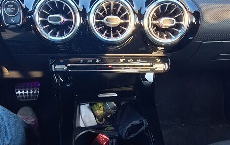 Mercedes-Benz CLA, 2020 год, 3 330 000 рублей, 13 фотография