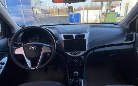 Hyundai Solaris II рестайлинг, 2011 год, 489 000 рублей, 7 фотография