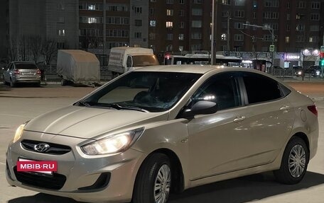 Hyundai Solaris II рестайлинг, 2011 год, 489 000 рублей, 3 фотография