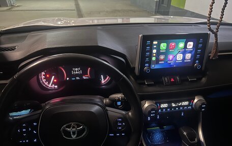 Toyota RAV4, 2020 год, 3 250 000 рублей, 1 фотография