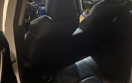 Toyota RAV4, 2020 год, 3 250 000 рублей, 12 фотография