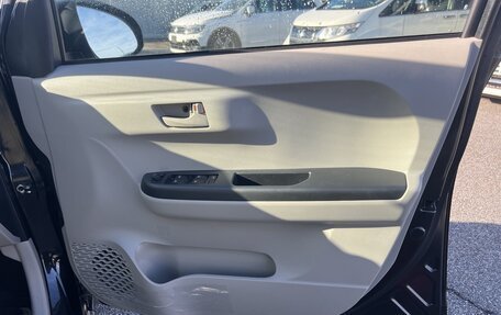 Toyota Passo III, 2022 год, 900 000 рублей, 24 фотография