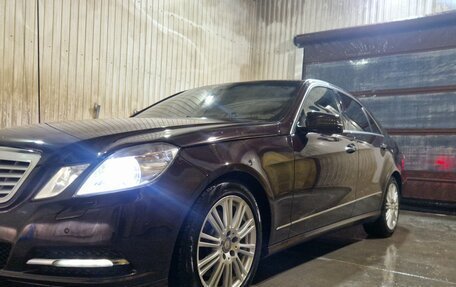 Mercedes-Benz E-Класс, 2011 год, 1 700 000 рублей, 9 фотография