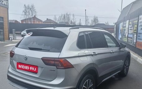 Volkswagen Tiguan II, 2020 год, 2 400 000 рублей, 10 фотография