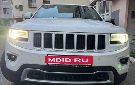 Jeep Grand Cherokee, 2013 год, 2 360 000 рублей, 2 фотография