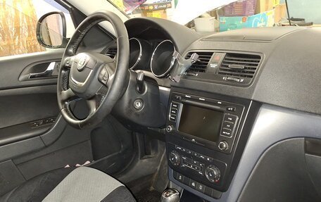 Skoda Yeti I рестайлинг, 2013 год, 1 000 000 рублей, 12 фотография