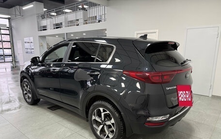 KIA Sportage IV рестайлинг, 2019 год, 2 370 000 рублей, 4 фотография