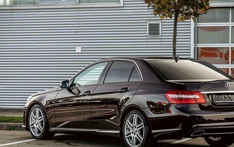 Mercedes-Benz E-Класс, 2012 год, 1 195 000 рублей, 9 фотография