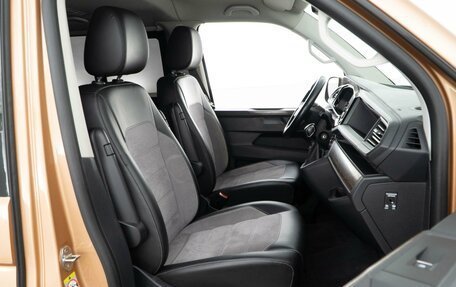 Volkswagen Multivan T6 рестайлинг, 2020 год, 5 693 444 рублей, 8 фотография