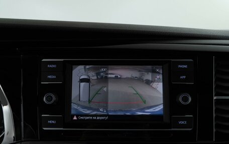 Volkswagen Multivan T6 рестайлинг, 2020 год, 5 693 444 рублей, 16 фотография