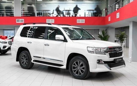 Toyota Land Cruiser 200, 2015 год, 4 790 000 рублей, 3 фотография