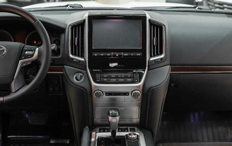 Toyota Land Cruiser 200, 2015 год, 4 790 000 рублей, 7 фотография