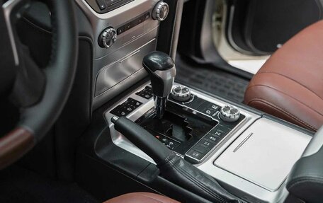 Toyota Land Cruiser 200, 2015 год, 4 790 000 рублей, 9 фотография