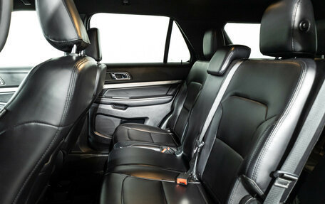 Ford Explorer VI, 2019 год, 3 149 000 рублей, 10 фотография