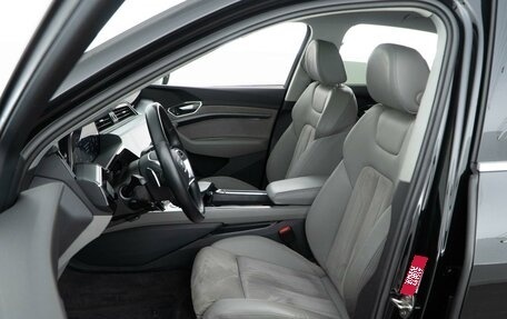 Audi e-tron Sportback I, 2020 год, 4 210 434 рублей, 10 фотография