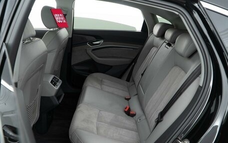 Audi e-tron Sportback I, 2020 год, 4 210 434 рублей, 9 фотография