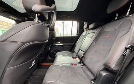 Mercedes-Benz GLB, 2022 год, 4 540 000 рублей, 7 фотография