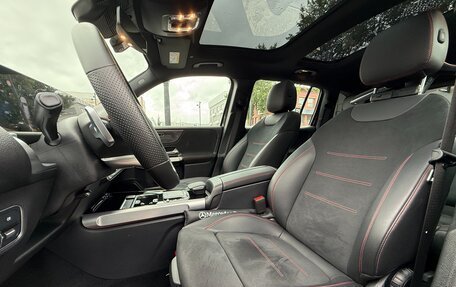 Mercedes-Benz GLB, 2022 год, 4 540 000 рублей, 6 фотография