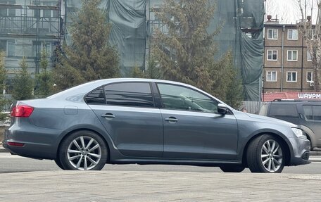 Volkswagen Jetta VI, 2012 год, 790 000 рублей, 3 фотография