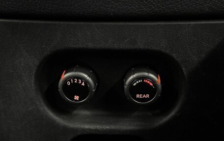 Nissan Pathfinder, 2005 год, 749 999 рублей, 18 фотография