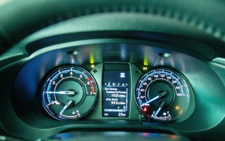 Toyota Hilux VIII, 2025 год, 6 780 000 рублей, 10 фотография