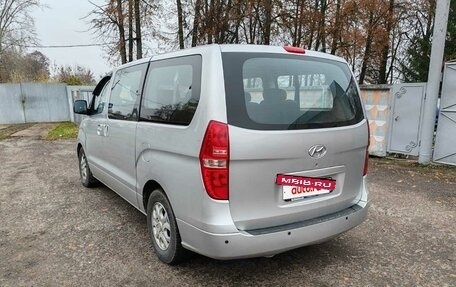 Hyundai H-1 II рестайлинг, 2008 год, 1 120 000 рублей, 5 фотография