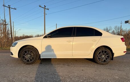 Volkswagen Jetta VI, 2013 год, 950 000 рублей, 5 фотография