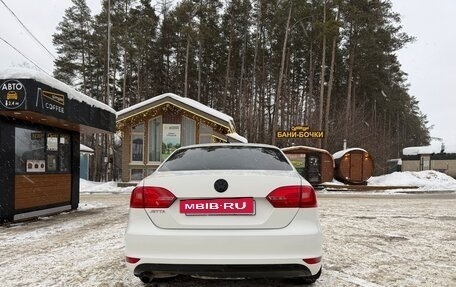 Volkswagen Jetta VI, 2013 год, 950 000 рублей, 9 фотография