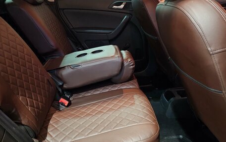 Skoda Yeti I рестайлинг, 2011 год, 1 055 000 рублей, 13 фотография