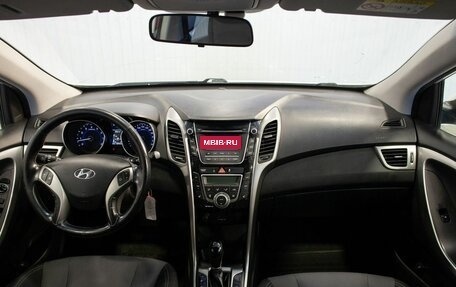 Hyundai i30 II рестайлинг, 2014 год, 995 000 рублей, 20 фотография