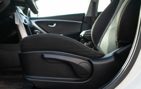 Hyundai i30 II рестайлинг, 2014 год, 995 000 рублей, 33 фотография