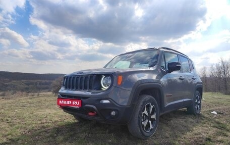 Jeep Renegade I рестайлинг, 2021 год, 2 300 000 рублей, 3 фотография