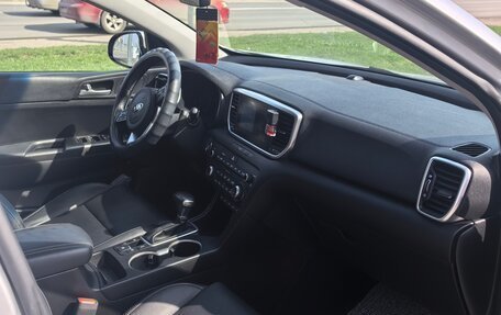 KIA Sportage IV рестайлинг, 2021 год, 2 400 000 рублей, 14 фотография