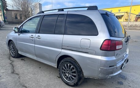 Nissan Liberty, 2002 год, 5 фотография