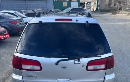 Nissan Liberty, 2002 год, 7 фотография