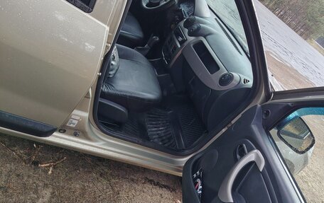 Renault Sandero I, 2012 год, 560 000 рублей, 3 фотография