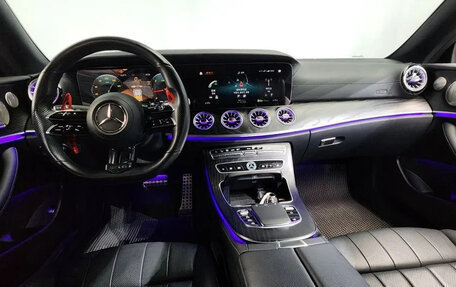 Mercedes-Benz E-Класс, 2022 год, 5 790 000 рублей, 7 фотография