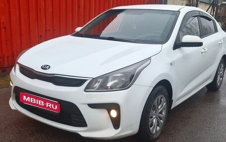 KIA Rio IV, 2018 год, 930 000 рублей, 6 фотография