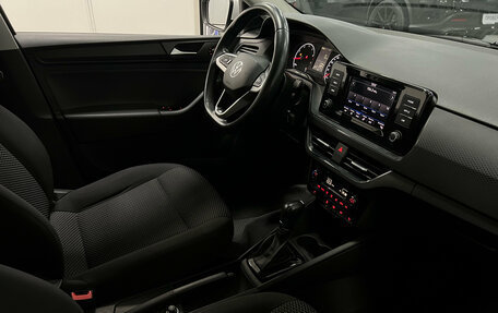 Volkswagen Polo VI (EU Market), 2021 год, 1 790 000 рублей, 18 фотография