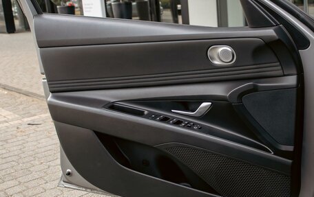 Hyundai Elantra, 2021 год, 1 775 000 рублей, 12 фотография