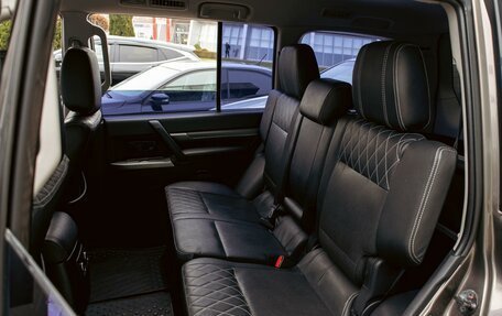 Mitsubishi Pajero IV, 2014 год, 2 035 000 рублей, 17 фотография