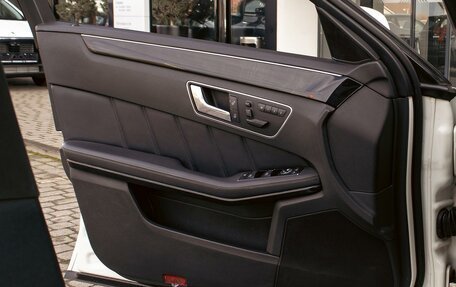 Mercedes-Benz E-Класс, 2011 год, 1 415 000 рублей, 12 фотография