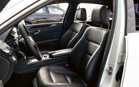 Mercedes-Benz E-Класс, 2011 год, 1 415 000 рублей, 11 фотография