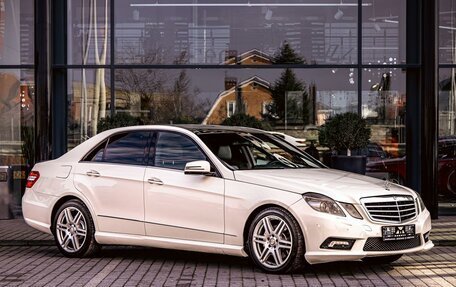 Mercedes-Benz E-Класс, 2011 год, 1 415 000 рублей, 3 фотография