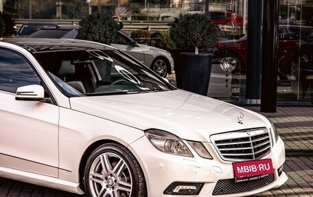 Mercedes-Benz E-Класс, 2011 год, 1 415 000 рублей, 9 фотография