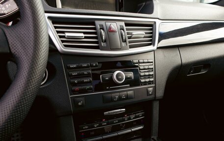 Mercedes-Benz E-Класс, 2011 год, 1 415 000 рублей, 15 фотография